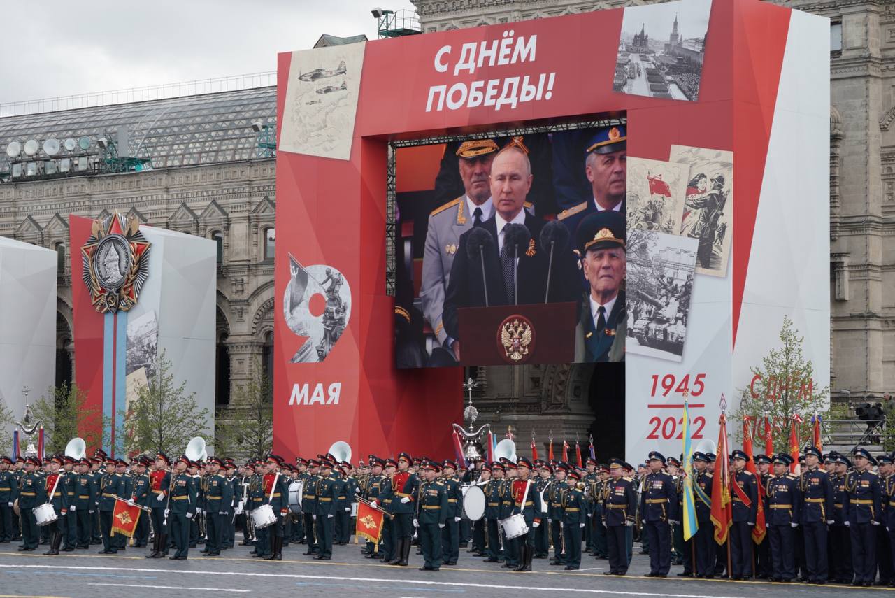 Решение суверенной, сильной страны»: как встречали День Победы в Казани,  Москве и Мелитополе