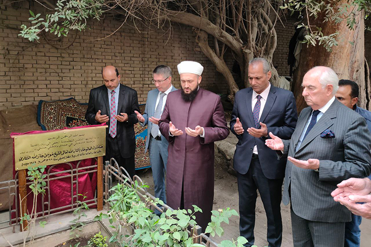 Делегация Татарстана посетила могилу Мусы Бигиева в Каире