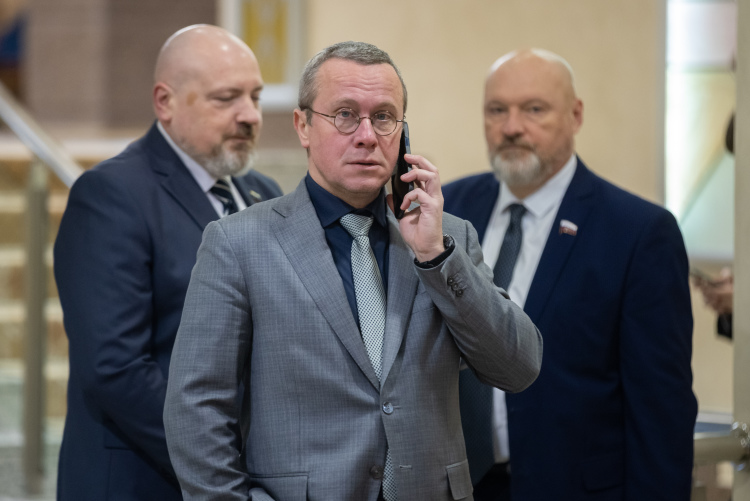 Александр Груничев