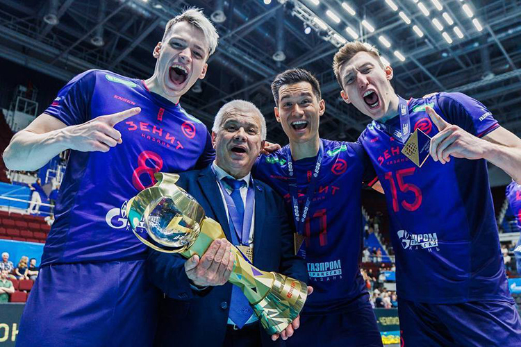 Казанский «Зенит» в третий раз подряд стал чемпионом России по волейболу