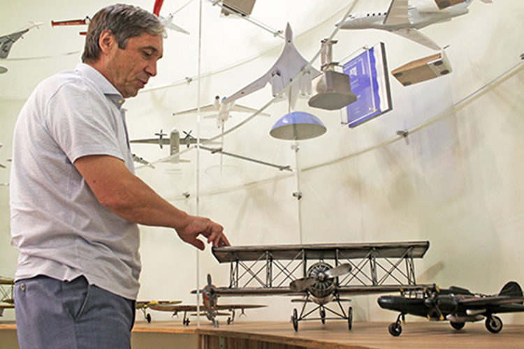 Спор Азата Хакима с ТАИФом завершился миром