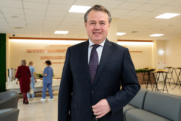 Смена власти в минздраве