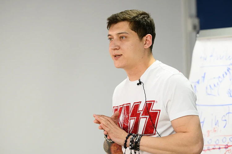 Депортация беглого сооснователя Finiko