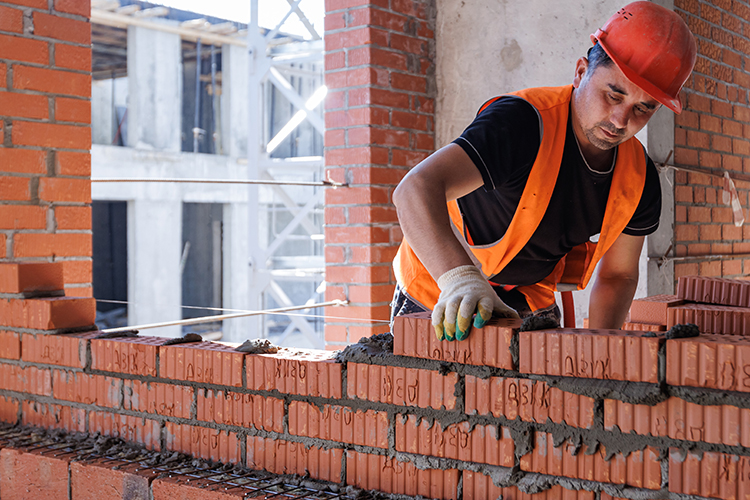 Массовый срыв сдачи домов становится реальностью, застройщиков ждут штрафы
