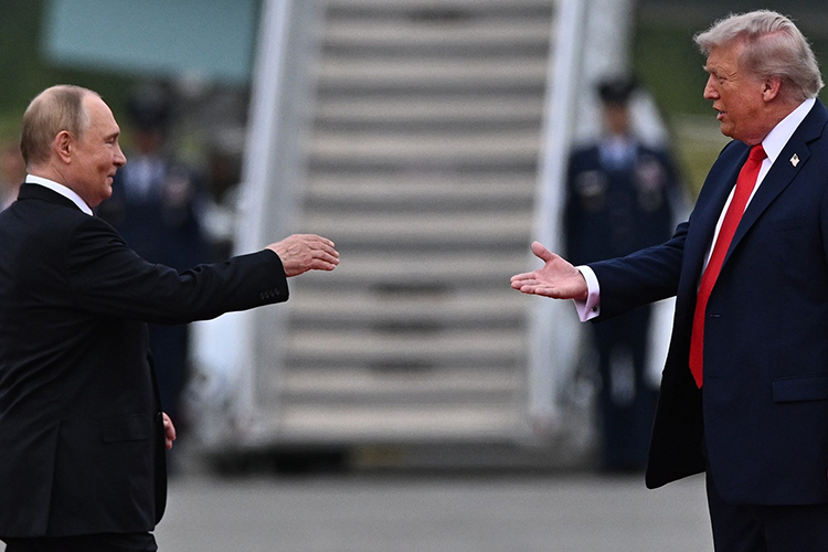 Встреча Путина и Трампа на Аляске и разговоры о мире