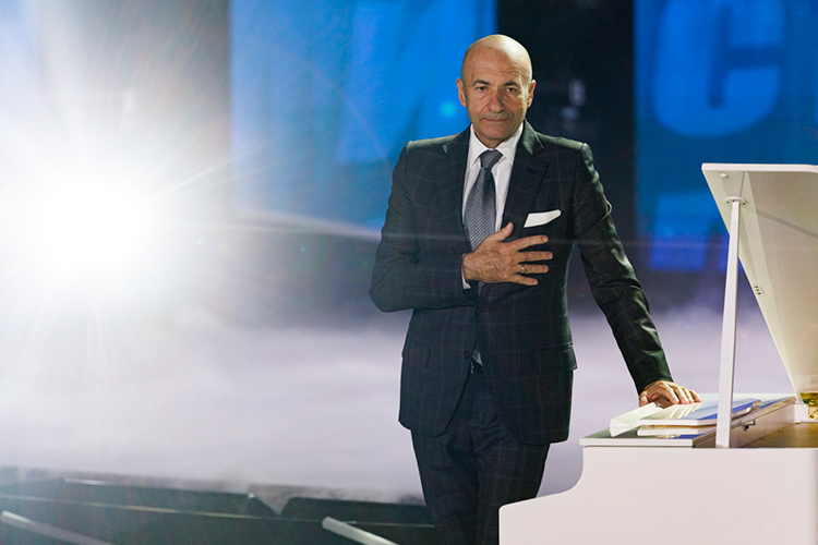 Игорь Крутой, Алсу и Владимир Пресняков выступили на «Доброй волне» в Казани