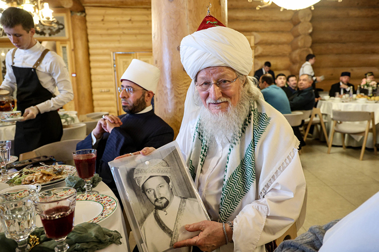 Празднование 45-летия Талгата хазрата Таджуддина на посту муфтия России