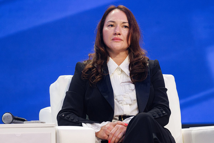 Дина Лаврикова